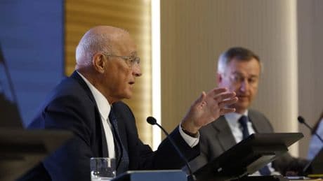 Oliu (Banco Sabadell): "La OPA de BBVA ya nació muerta, sólo queda que la entierren los accionistas"