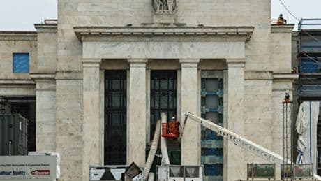 Trump to Visit Federal Reserve As Campaign Against Powell Intensifies