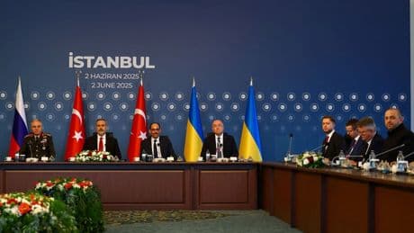 İstanbul'da 1 saatlik barış zirvesi: Rusya-Ukrayna görüşmesinden esir takası çıktı