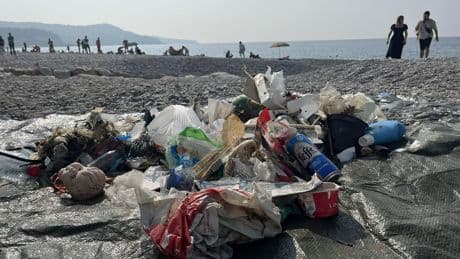 « Il faut des industriels, et des investissements » : les ambitions du plan plastique 2025-2030 de la France