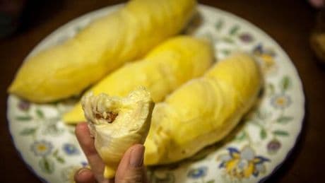 I went to China and tried 3 of the strangest foods - including world's stinkiest fruit