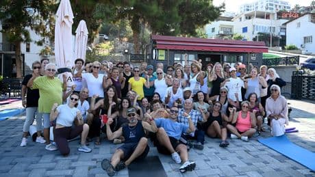 Kuşadası Belediyesi'nin ücretsiz pilates dersleri başladı