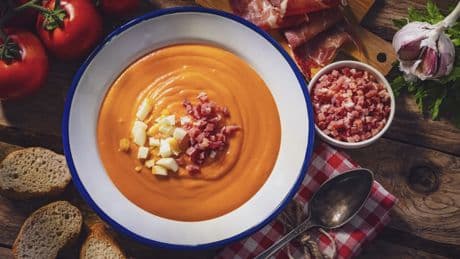 Salmorejo sin pan, una receta con todo el sabor y la misma textura pero mucho más ligera y nutritiva