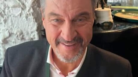 Söder postet Pizza-Selfie – Ex-Gesundheitsminister rügt ihn sofort