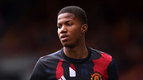 Manchester United name their youngest line-up in Premier League history