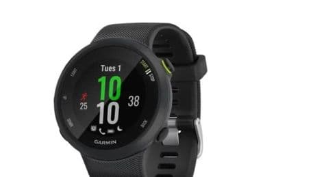 La montre connectée Garmin Forerunner 55 est vendue à moins de 140 euros sur ce site