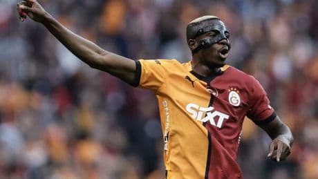 Napoli, Osimhen ha scelto: vuole il Galatasaray, manca l'accordo tra i due club. In stand-by l'arrivo del nuovo bomber