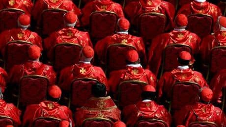 I cardinali frenano: "Serve più tempo"