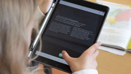 Schule: Lieferung von Laptops und Tablets an Schulen ohne Verspätung