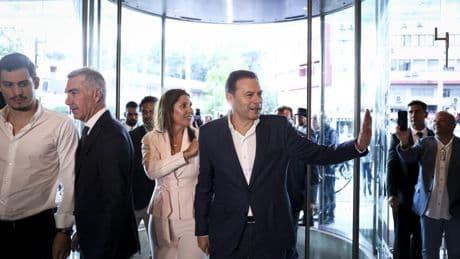 Portugal: la coalition de droite remporte les législatives, l'extrême droite atteint la barre des 20%