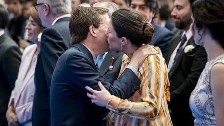 El padrino del primer hijo de Martínez-Almeida será su cuñado y novio de Irene Urdangarin, Juan Urquijo