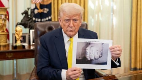 Varapalo judicial a Trump, que clama contra los jueces y llama idiota al senador que se reunió con Ábrego García