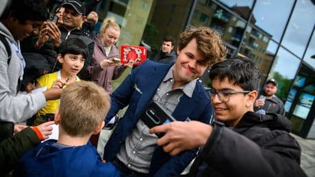 Carlsen gana el Norway Chess por 7ª vez tras rozar el desastre