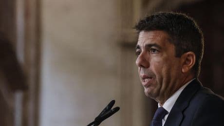 Mazón pide por carta a Sánchez activar una comisión mixta Gobierno-Generalitat y reunirse para afrontar la reconstrucción