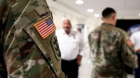 Pentagon'a çağrı: "Transseksüel askerleri ordudan ihraç edin"