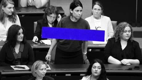 Kleiderordnung im Bundestag: Mit T-Shirts kann man nicht diskutieren