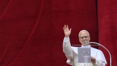 Se Leone frena l'ossessione mediatica per il Vaticano