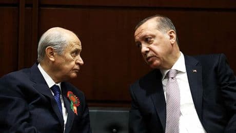 AKP-MHP arasında kriz! Bahçeli'ye yakın bir isim daha hedefte