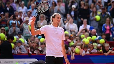 Vom Aufschlag zum Abschlag - Zverevs entspannter Auftakt am Rothenbaum