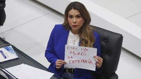 Parlement El Salvador plaveit weg voor onbeperkte herverkiezing president