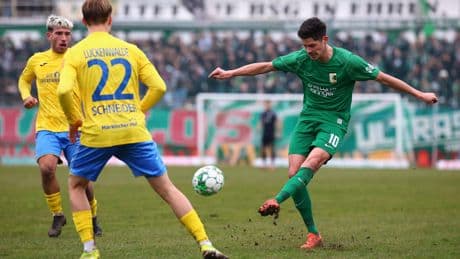 Kurz vor Saisonende - Kult-Klub schmeißt Spieler raus