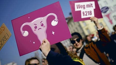 Schwangerschaftsabbrüche | Koalitionsvertrag zu Paragraf 218: Ein Satz mit Sprengkraft
