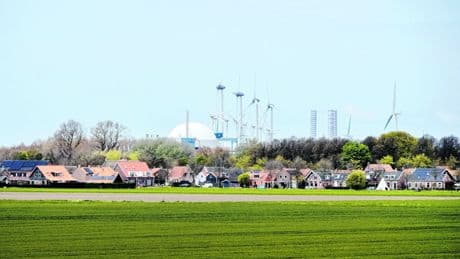 Energietransitie kent weer tegenslag: windparken en kerncentrales komen later