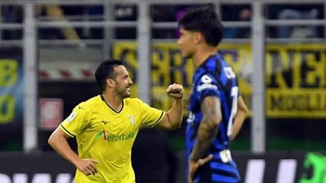 Serie A'da Lazio'yla berabere kalan Inter, liderlik şansını değerlendiremedi! Napoli, Parma'yı geçemedi...