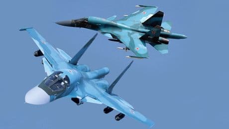 Tüm testler tamamlandı! Su-34 savaş uçakları hava üssünde görüntülendi
