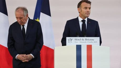 Il debito francese costa più di quello italiano: è la prima volta dall’avvento dell'euro