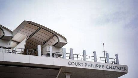 French Open match interrupted as medics rush to court and screaming woman removed