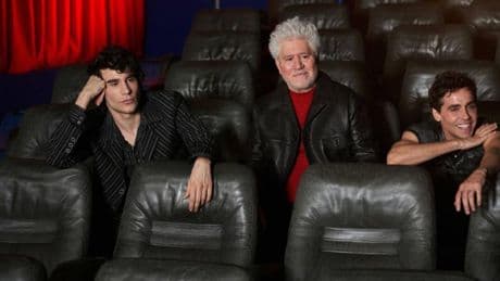 Los Javis homenajean a Almodóvar y lo puedes ver en exclusiva por menos de lo que crees