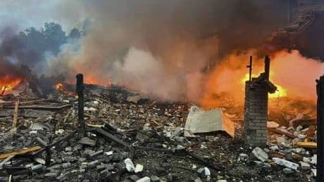 Inferno di missili sull'Ucraina. "Il silenzio degli Usa aiuta Putin"