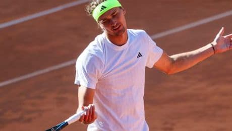 Alexander Zverev vor French Open: Blitzeinschlag – Flugzeug muss auf Weg nach Paris notlanden