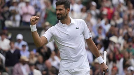 Jagd auf Wimbledon-Rekord: Djokovic siegt, Federer schaut zu