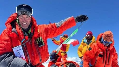 Impresa dell’alpinista Marco Confortola: scala la 14° vetta sopra gli ottomila metri