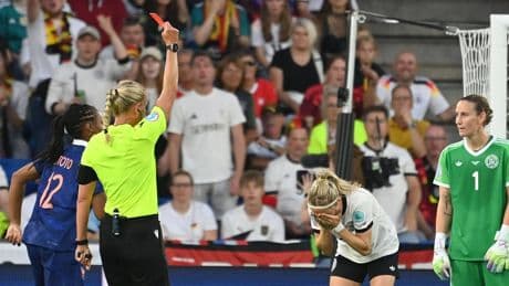 DFB-Frauen: Unverständnis nach Roter Karte für Kathrin Hendrich