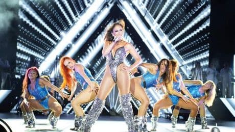 Antalya’da JLO rüzgarı, doğum gününü Türkiye’de kutladı