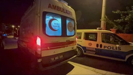 Kız tarafı halaya almayınca bıçaklar konuştu: Biri ağır 12 yaralı