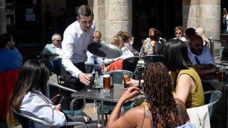 No hay café para todos en la Plaza Nueva de Bilbao