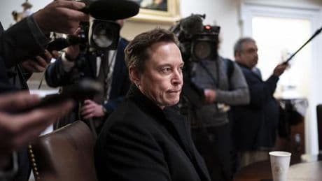 Der US-Überblick am Morgen: Musk will Regierungsarbeit reduzieren, Powell bleibt laut Trump im Amt