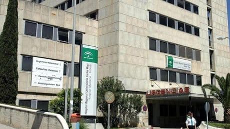 Detenido por lanzar contra el suelo a su bebé durante una discusión de pareja en Málaga