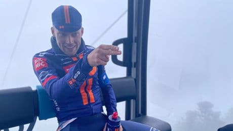 In de skilift met Tourdebutant Naberman bijkomen van twee hectische eerste weken