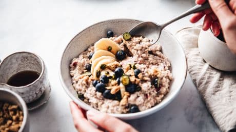 Bauchfett loswerden: Diese Frühstückszutaten helfen beim Abnehmen