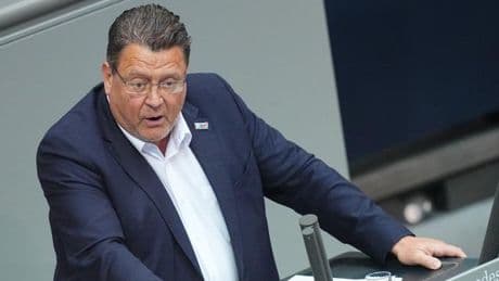 AfD gegen Beschluss zu Diätenerhöhung – Union verteidigt Entscheidung