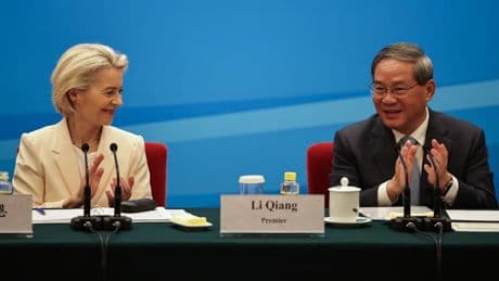 "Pas aussi riche que l'Europe": la Chine réfute les accusations de l'UE sur les subventions massives et assure ne pas "en avoir les moyens"