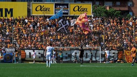 Detenidos cuatro ultras del Sant Andreu por apedrear el autocar del Rayo Majadahonda