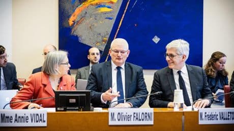 Fin de vie : les conditions d’accès à l’aide à mourir votées en commission parlementaire