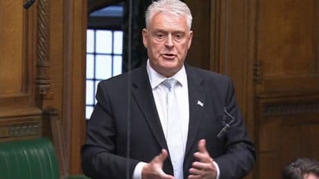 Groans as Lee Anderson suggest Jeremy Corbyn should be deported with Channel migrants