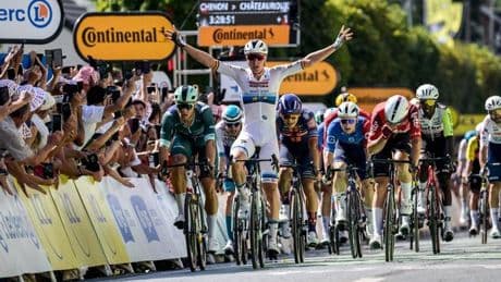 Van der Poel se queda a las puertas de firmar la escapada fantástica del Tour